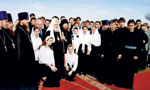 Святейший Патриарх Московский и всея Руси Алексией II с преподавателями и учащимися Томской Духовной Семинарии.