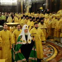 В седьмую годовщину интронизации Святейшего Патриарха Кирилла в Храме Христа Спасителя совершена Божественная литургия