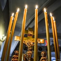 Митрополит Ростислав совершил благодарственный молебен и заупокойную литию в Богоявленском соборе Томска