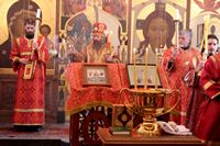 Митрополит Ростислав возглавил богослужение в день праздника иконы Божией Матери «Живоносный Источник»