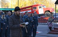 Северские пожарные-новобранцы  приняли участие в молебне великомученику Георгию Победоносцу