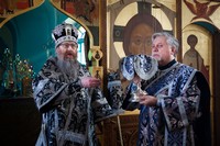 Митрополит Ростислав совершил литургию Преждеосвященных Даров в Богородице-Алексиевском монастыре