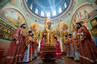 В Светлый четверг в храмах Томской епархии была совершена торжественная пасхальная Литургия