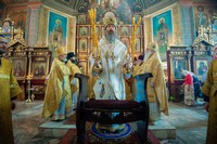 Митрополит Ростислав возглавил престольное торжество в Петропавловском соборе г. Томска
