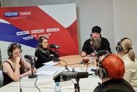 Настоятель и певчие Петропавловского храма приняли участие в программе «Культурная среда» на «Радио России»