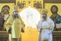 Глава Томской митрополии, духовенство и миряне поздравили епископа Силуана с 50-летием со дня рождения