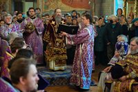 В день празднования установления Таинства Евхаристии тысячи прихожан храмов Томской епархии причастились Святых Христовых Таин